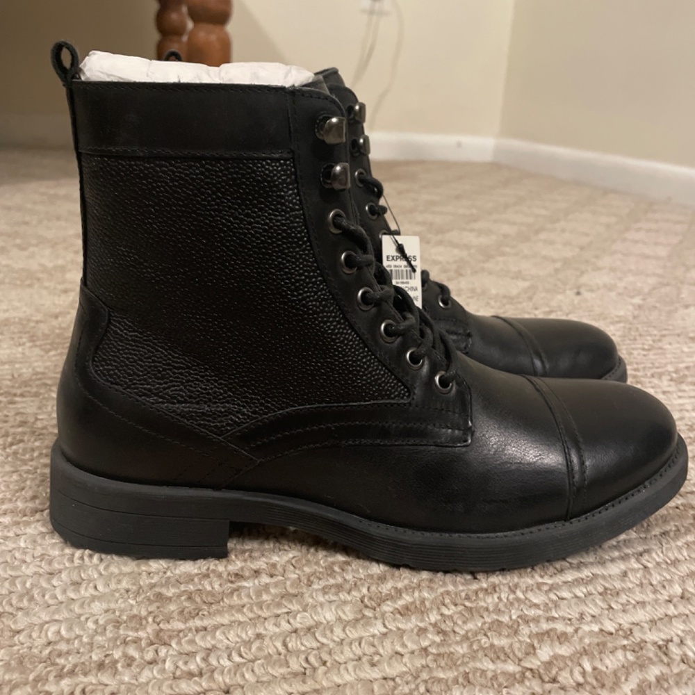 Express Combat Boots - Picture 2 of 5